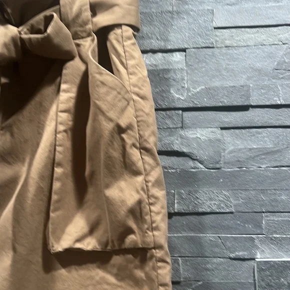 H&M Skirt - Picture 4 of 6